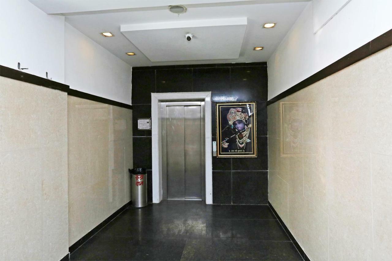 Hotel Oyo 13564 Near Prem Mandir Mathura Zewnętrze zdjęcie